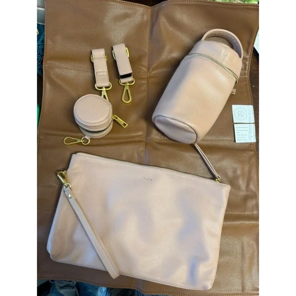 Diaper bag with accessories